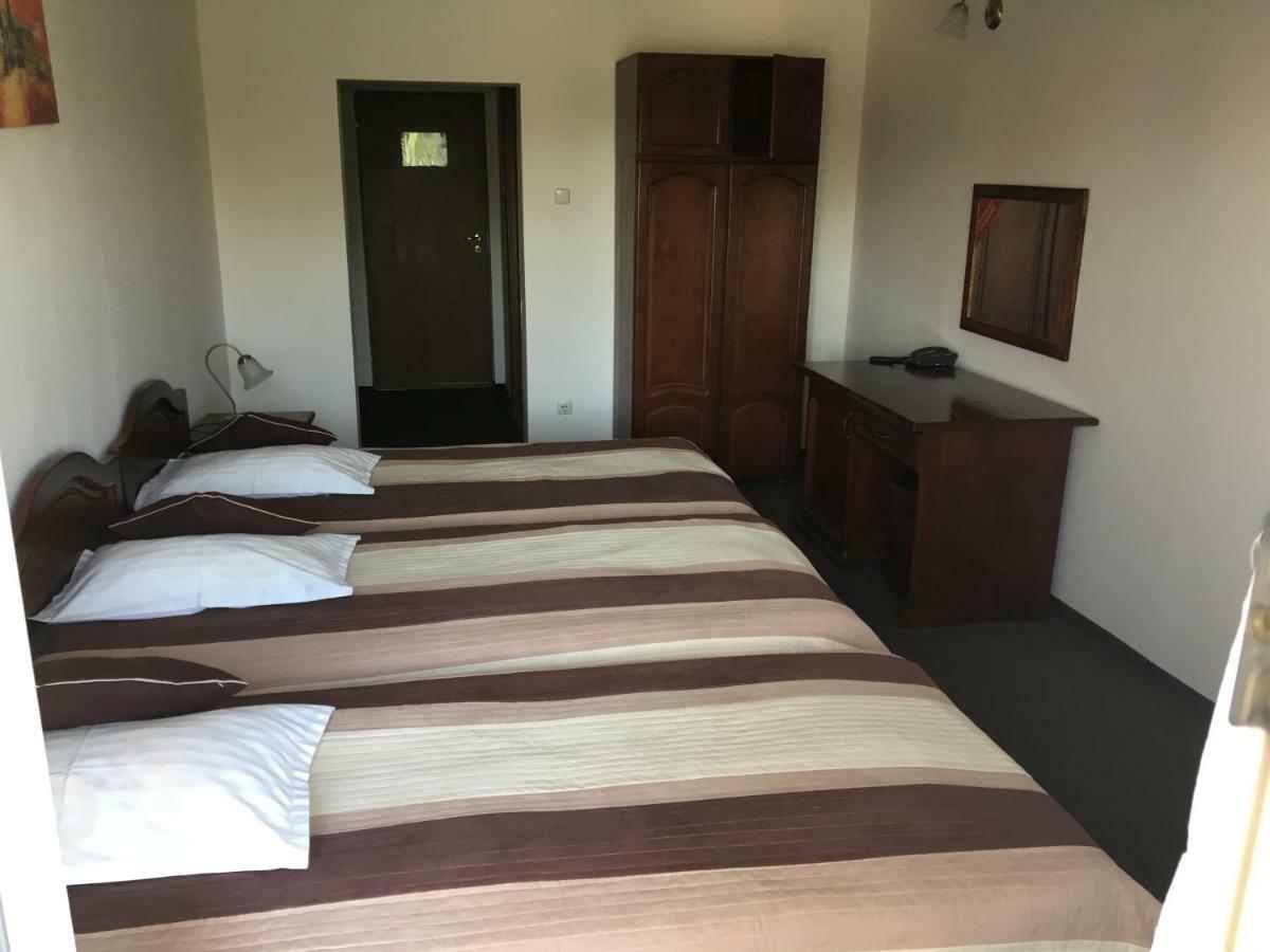Hotel Restaurant La Conac Batiz Kültér fotó